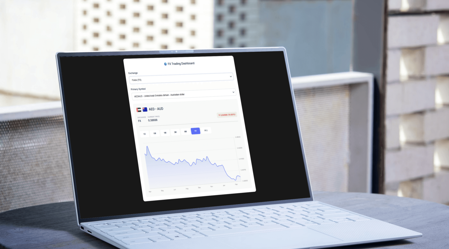 notebook-mockup-on-desk